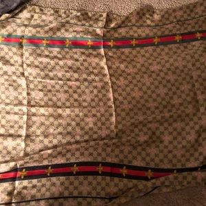 AUTHENTIC GUCCI SCARF